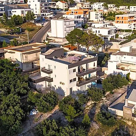 Sunshine House