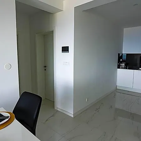Sunshine House 호텔 마카르스카